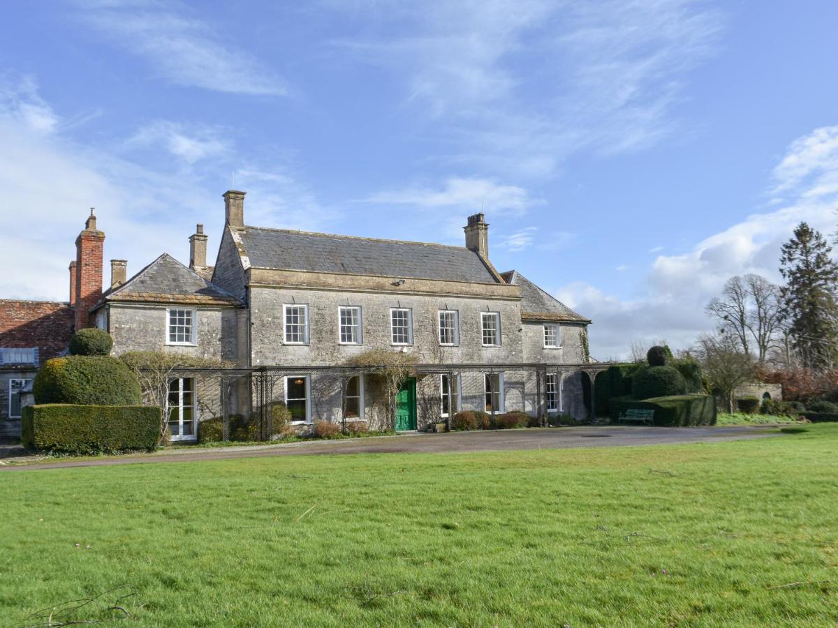 Wootton House - Housity