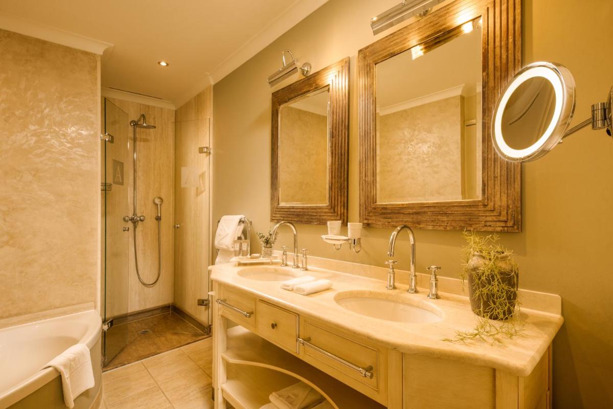 Ein Badezimmer in der Unterkunft Alter Meierhof Glücksburg