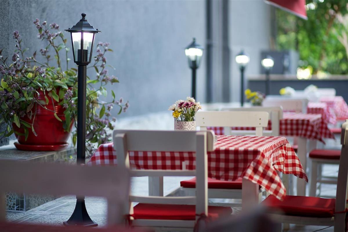 The Hera Premium Hotels - Housity