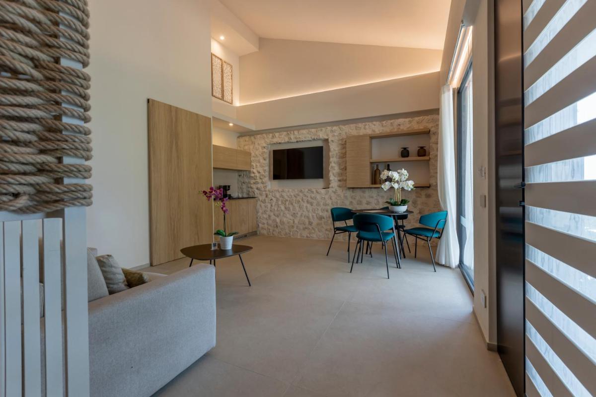 Borgo Giallonardo Wine Relais - Housity