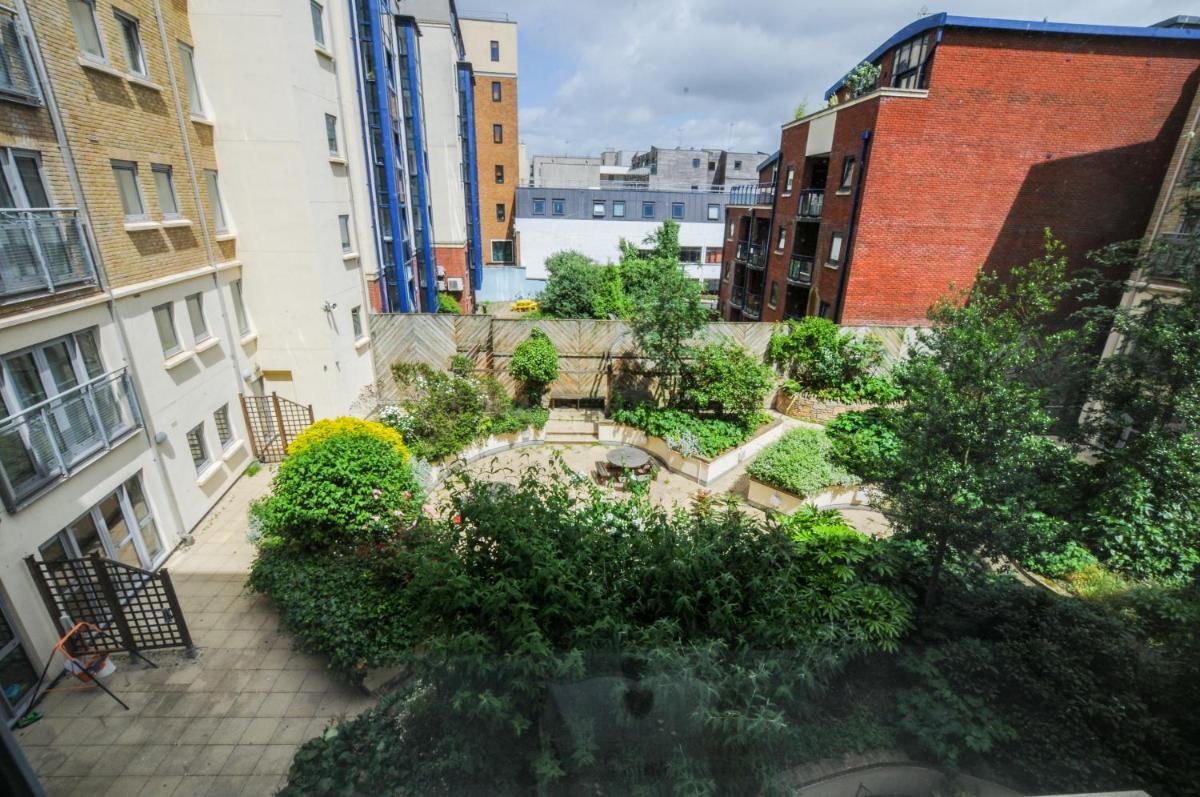 Hamilton Court Apartments from Your Stay Bristol - Housity