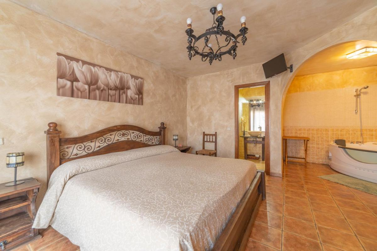 Casa Rural Castillo Diempures - Housity