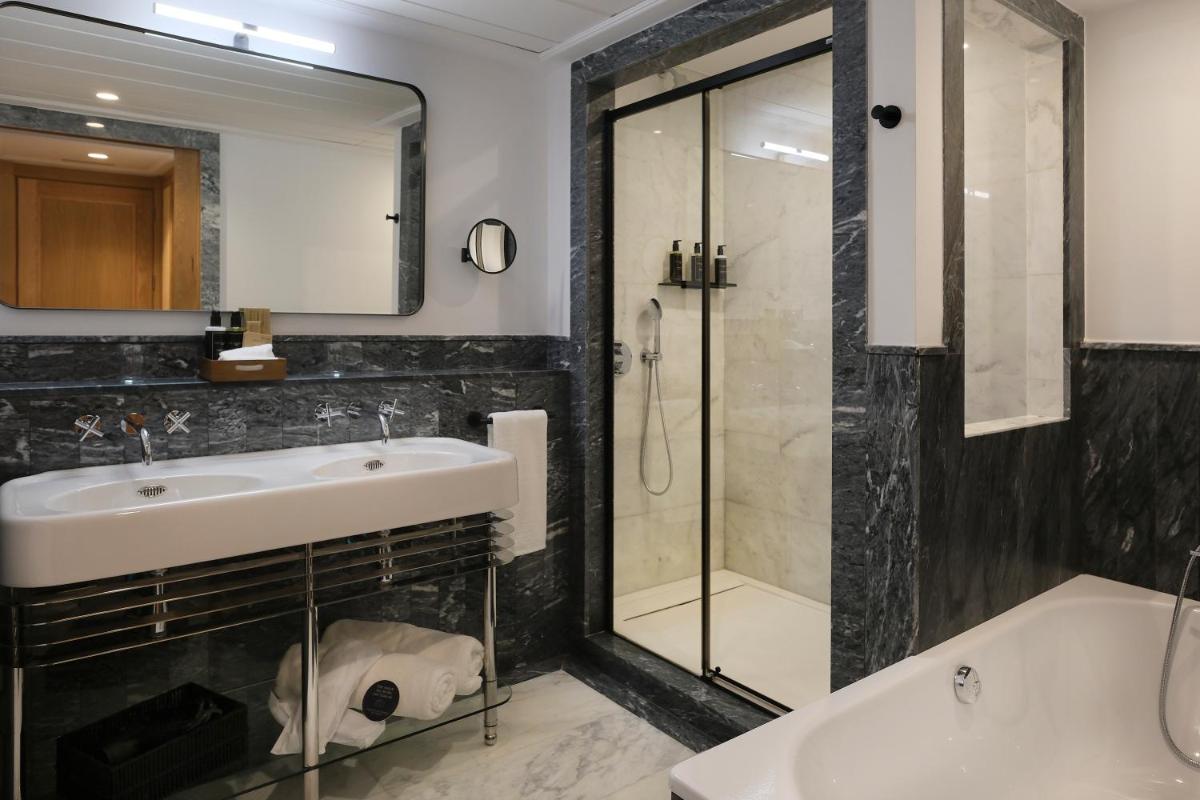 Un baño de Eunice Hotel Gastronómico