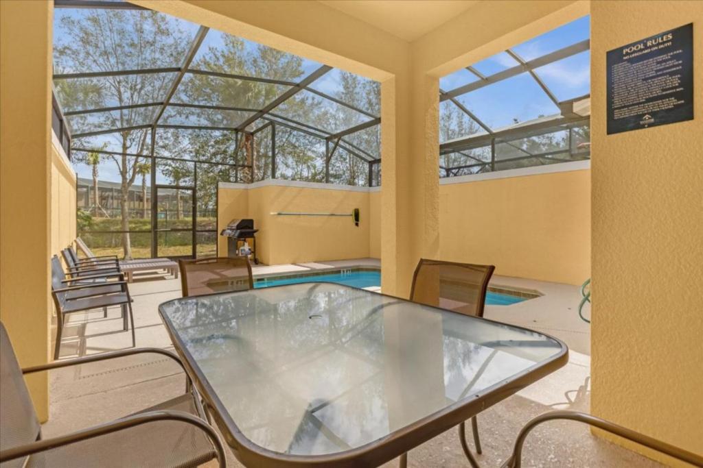 Suitetrails - 4 Bedrooms 3 Bathrooms Paradise Palms 2903 Bp
