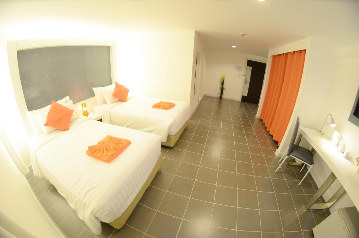 The Original Orange Hotel - Hizvo