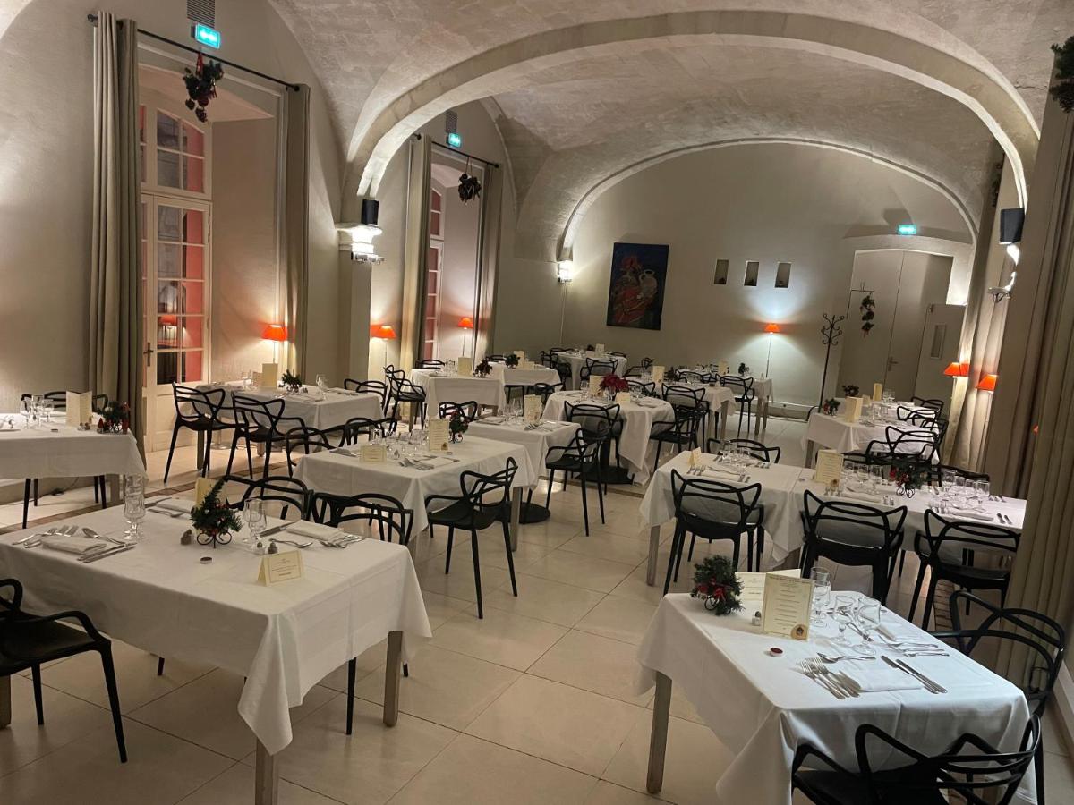 Hôtel Cloitre Saint Louis Avignon - Housity