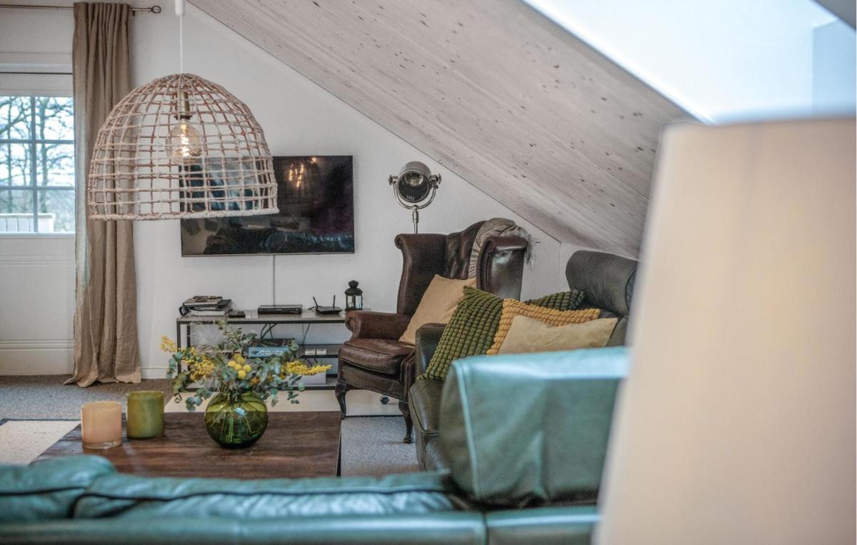 Nice Apartment In Lerum With Wifi - Housity