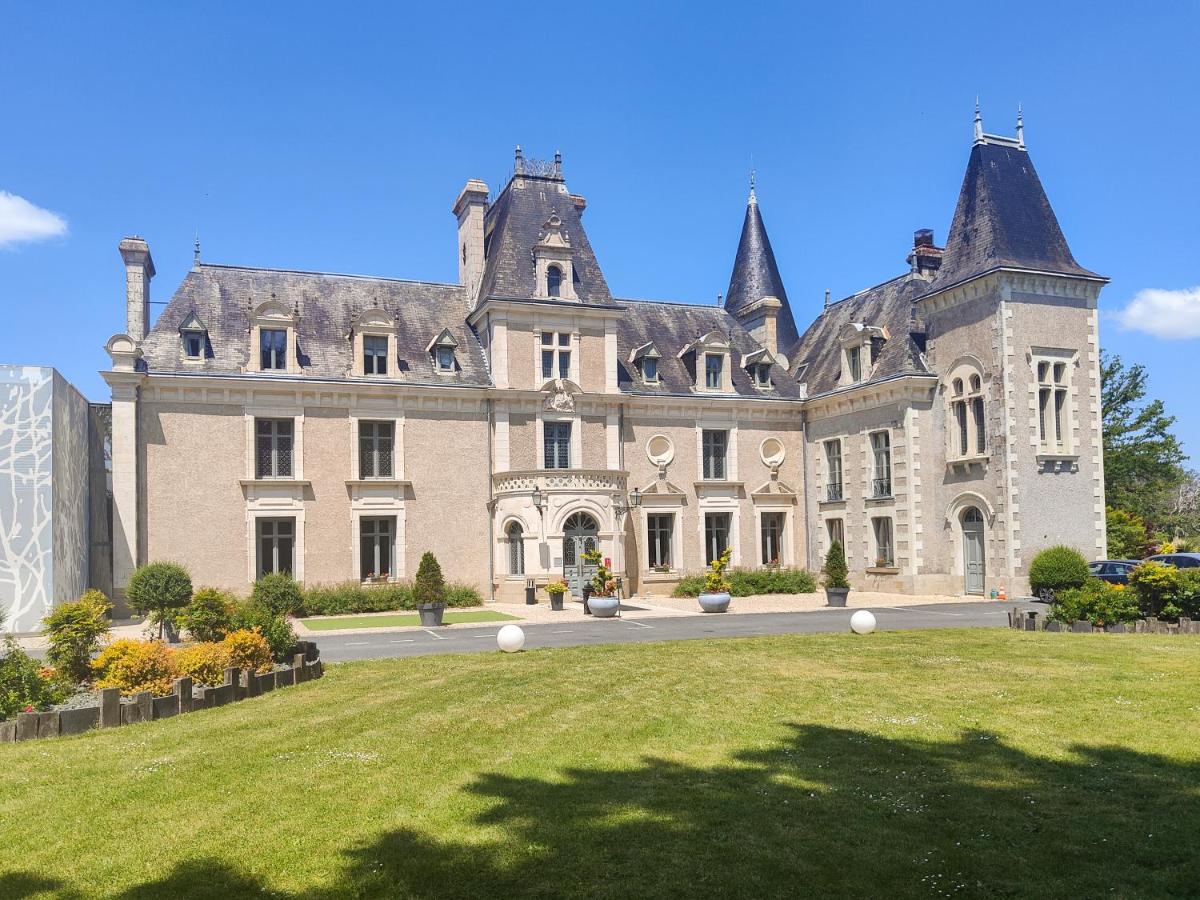 Hotel Château de la Barbinière - Housity