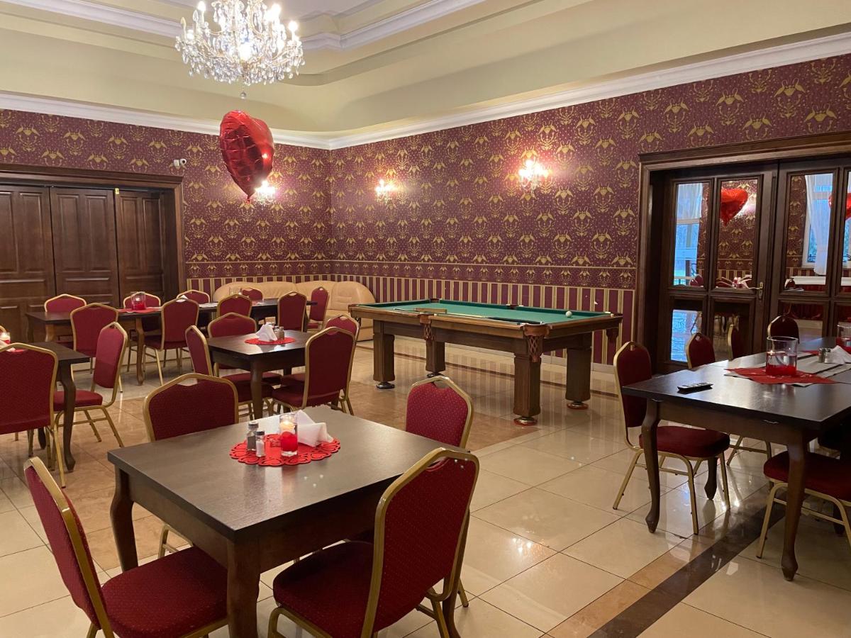 Korona Palace - Housity