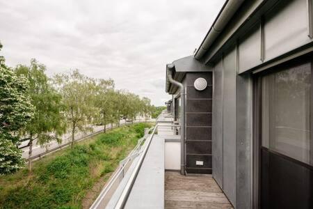 Modern 2BR Apt in Sandweiler with Terrace - Housity