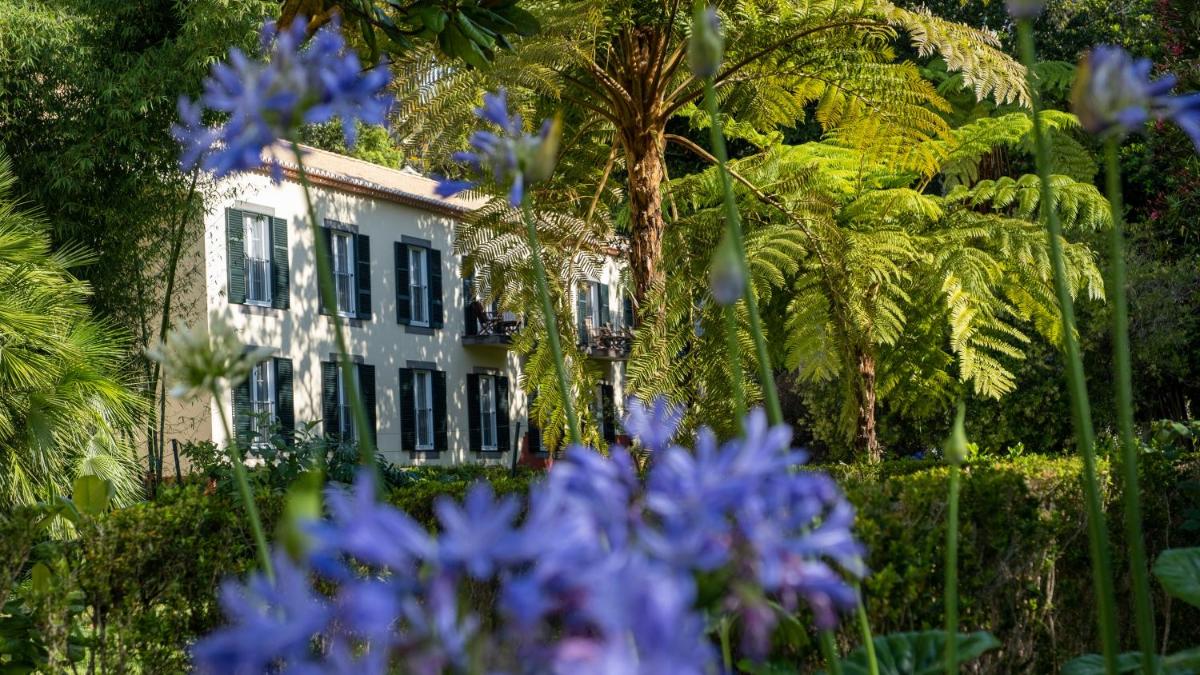 Um jardim no exterior de Quinta da Bela Vista