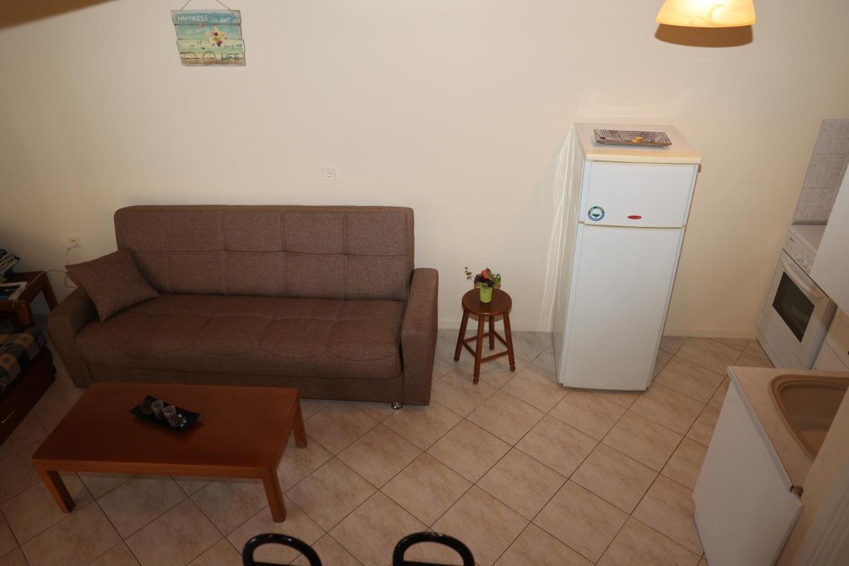 Mary's Villas - Housity