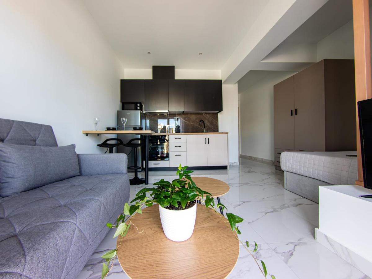 SofElia Elegant Studios - Housity