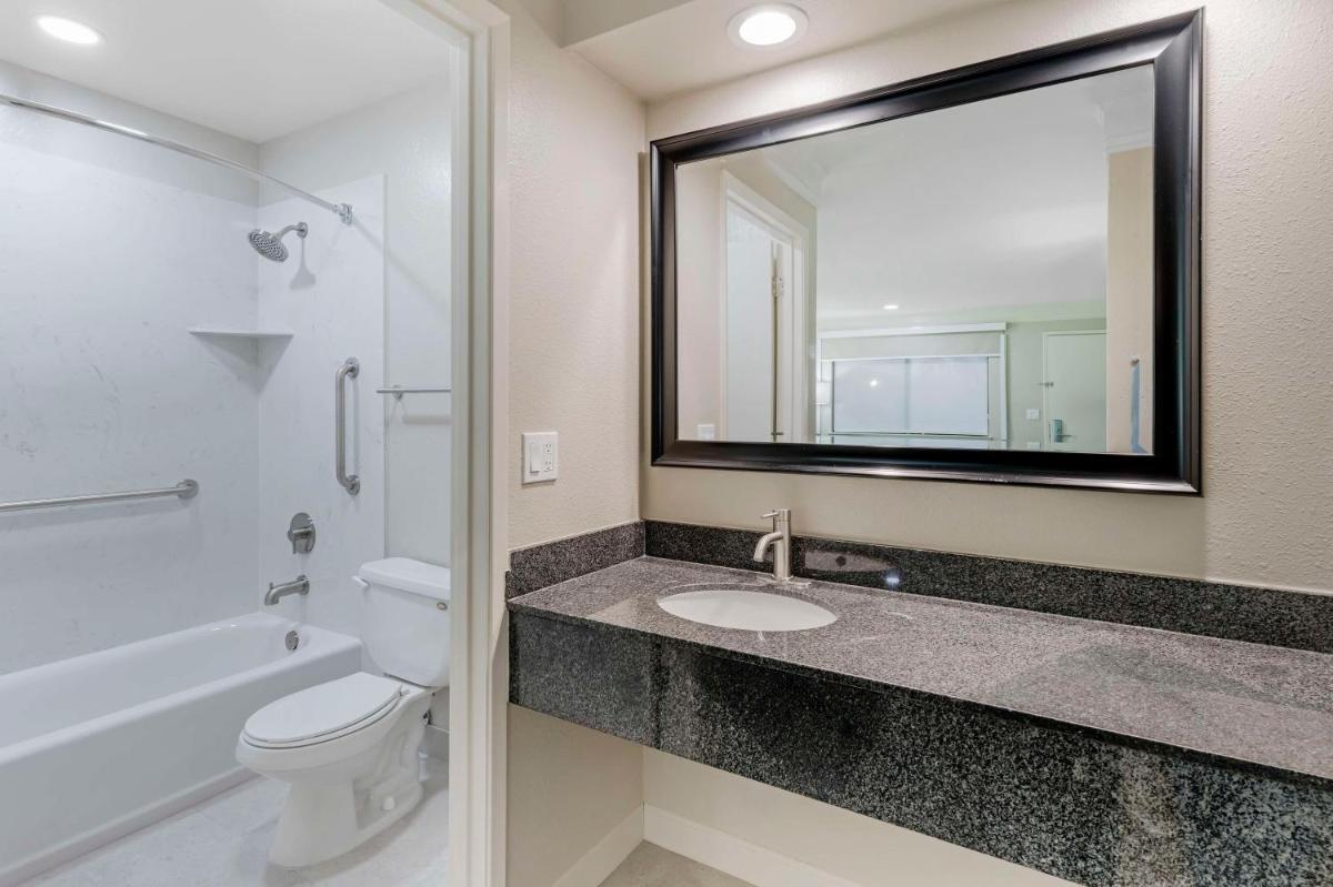 Best Western Cordelia Inn - Housity