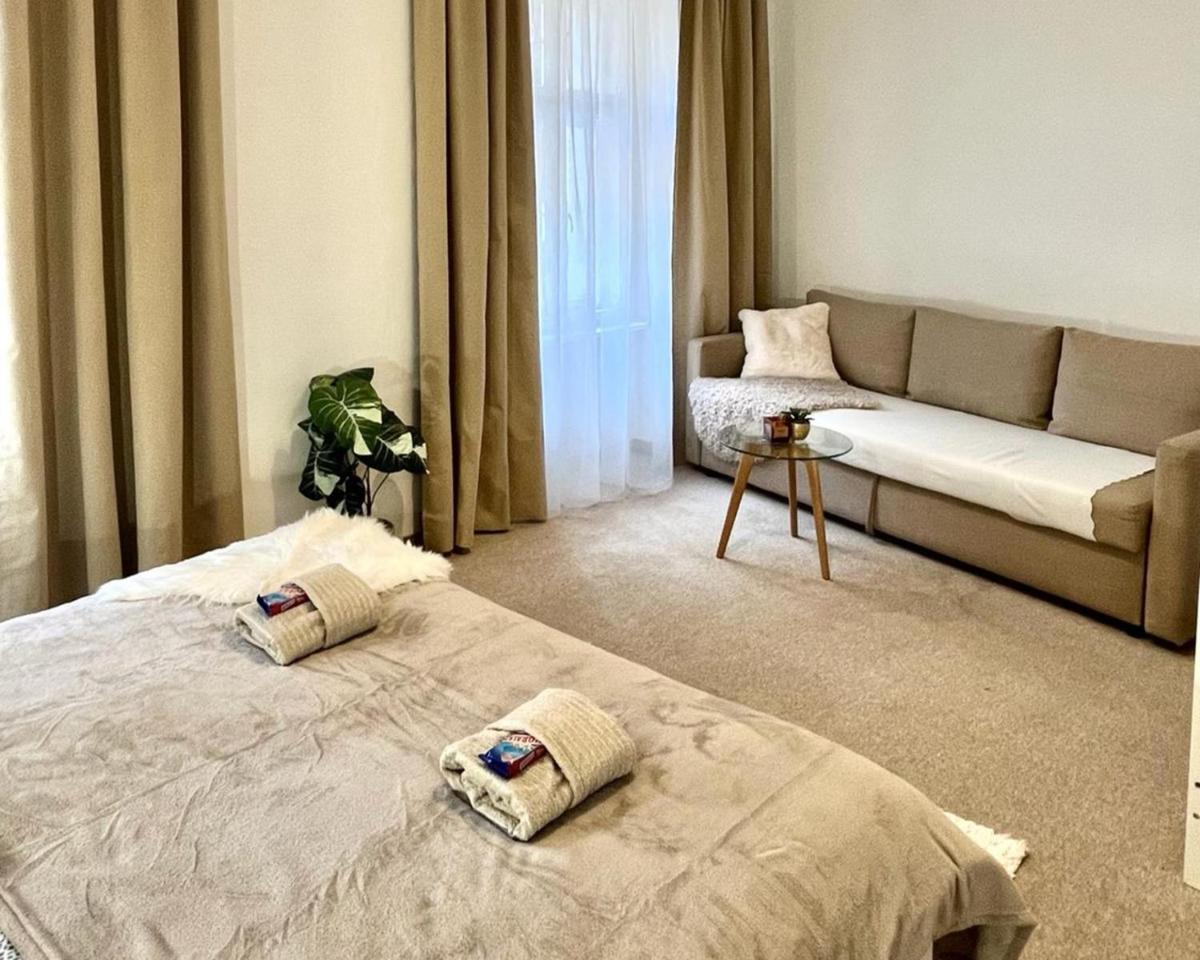 Suitetrails - Apartment Lea - Old Town