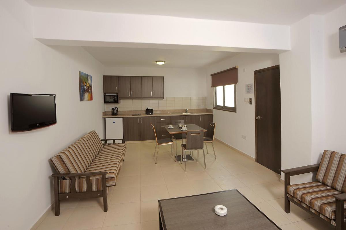 Petrosana Hotel Apartments - Housity
