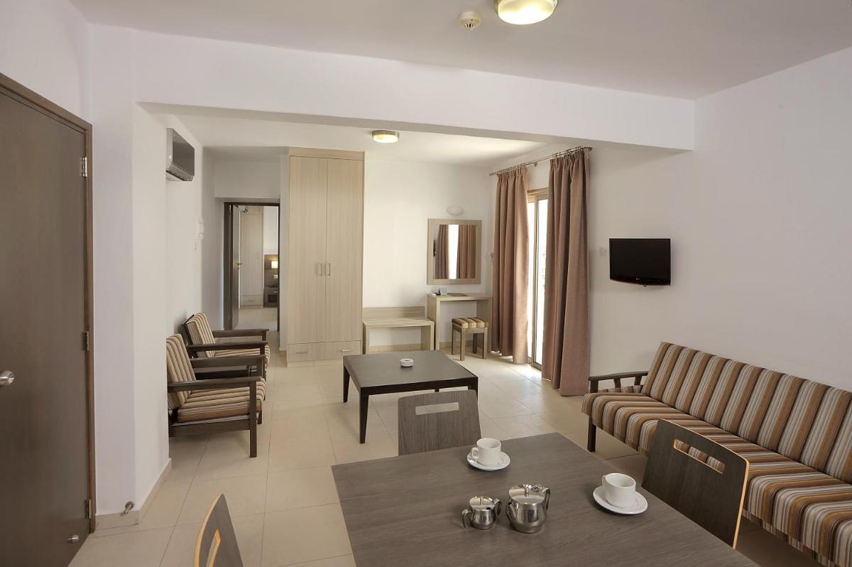 Petrosana Hotel Apartments - Housity