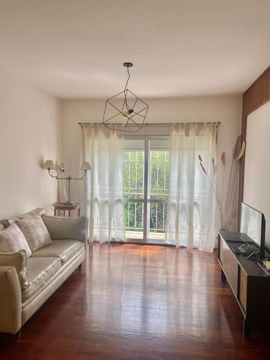 AMPLIO DEPARTAMENTO EN SANTA ROSA - Housity