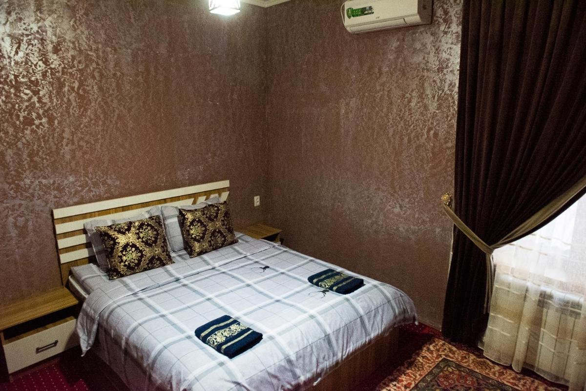 Rajab Bobo guest house - Housity