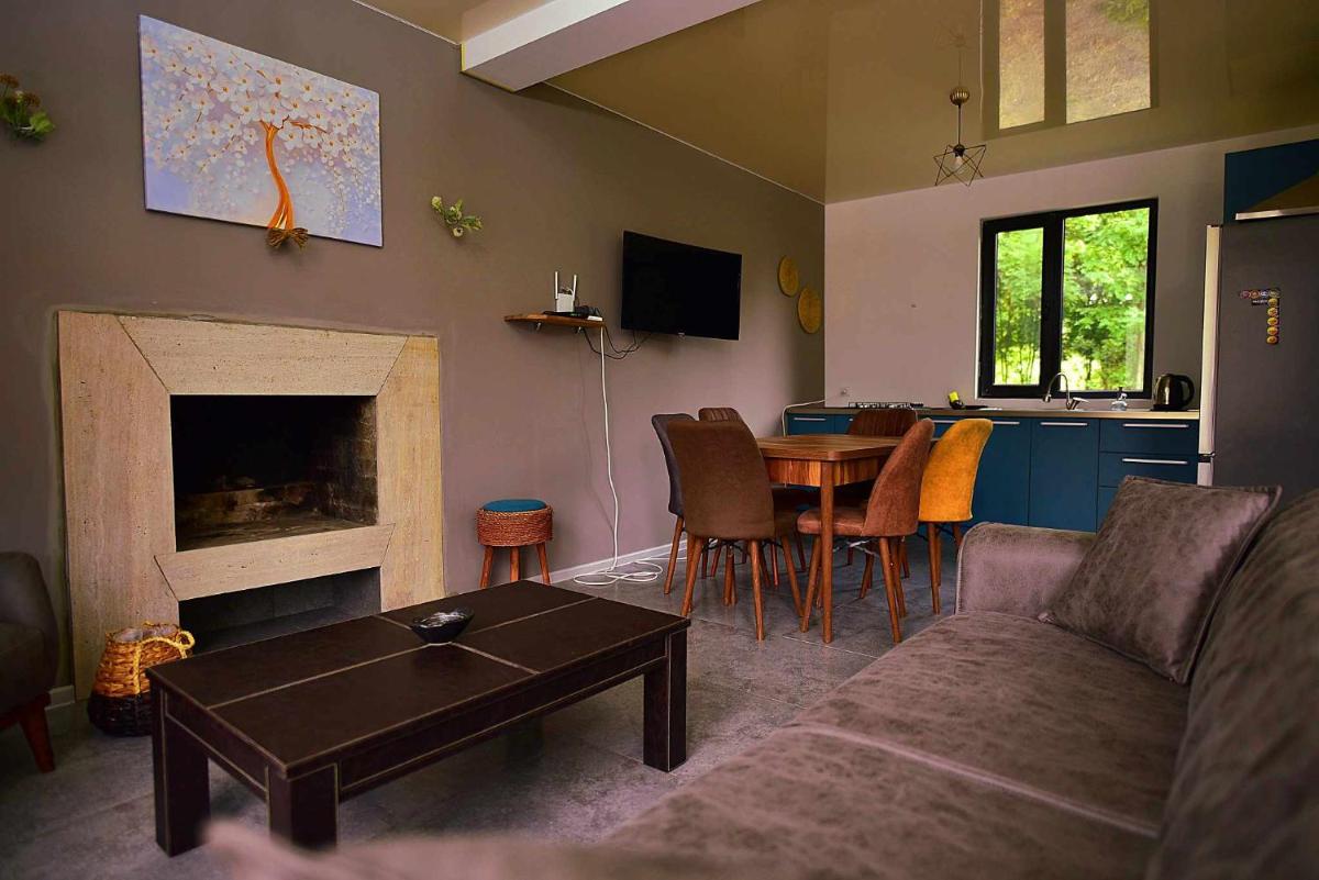 BORJOMI CHALET WEEKEND - Housity