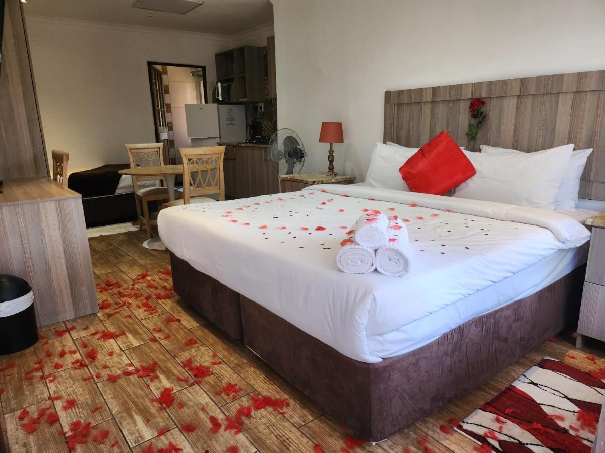 50 Galena Affordable Luxury - Housity