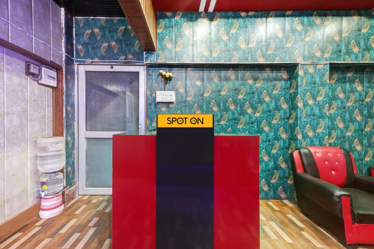 SPOT ON Hotel Babilon - Housity