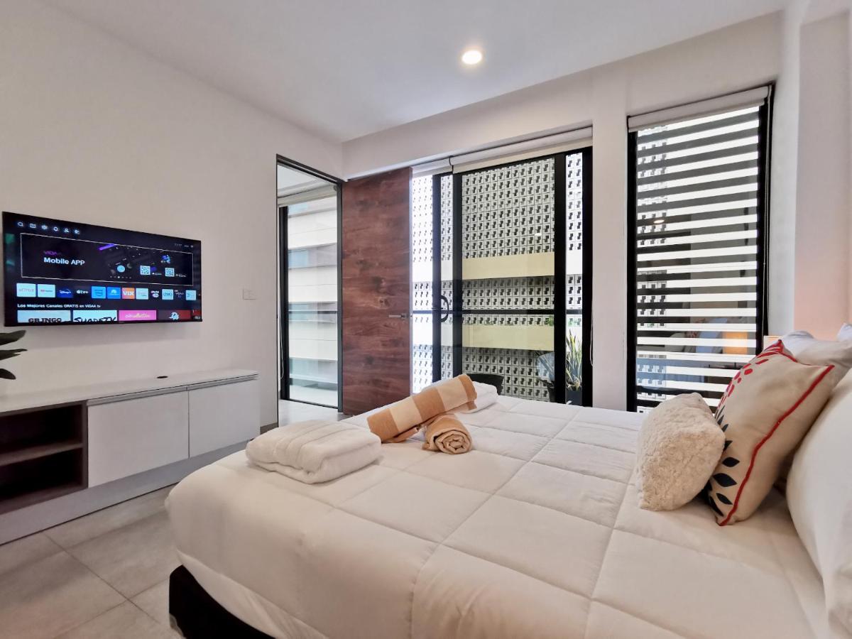 Icono 402 by Booking-Guys - Hizvo