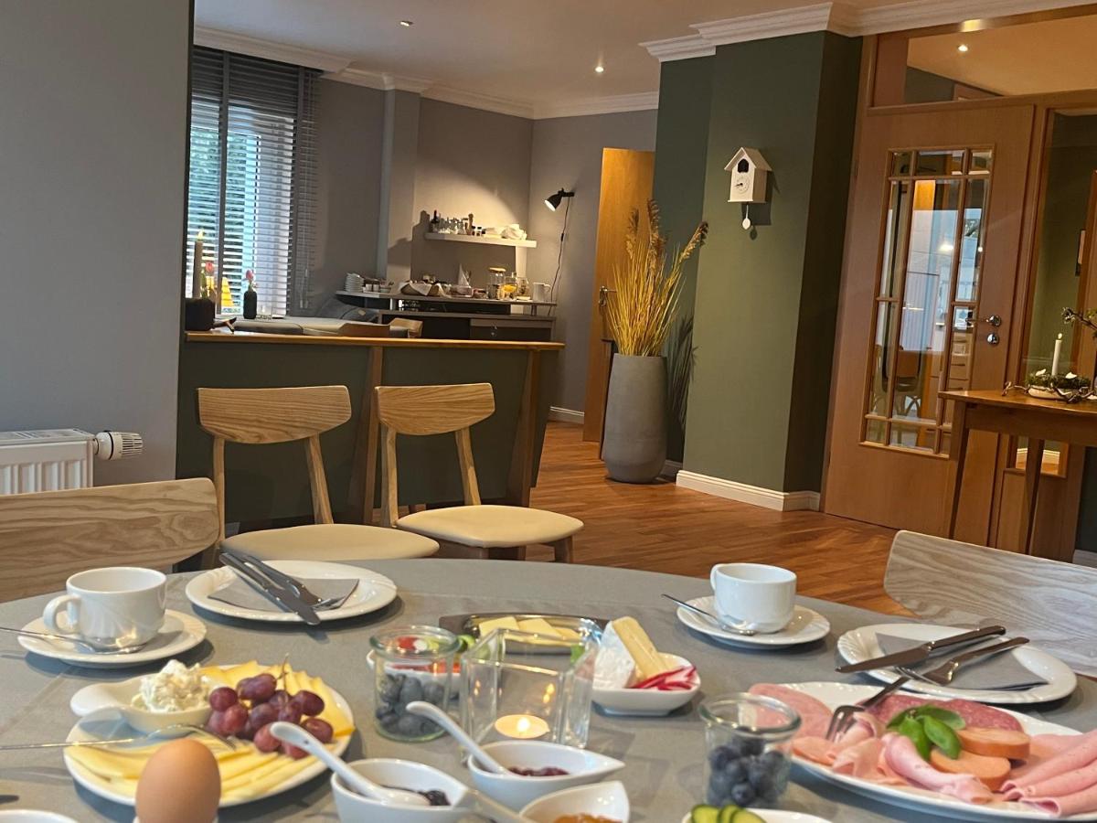 Pension Dirkschnieder - Housity