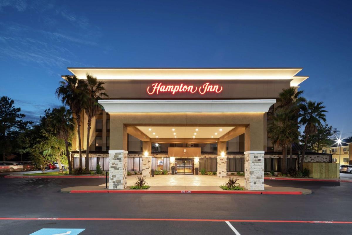 Hampton Inn Houston/Humble-Airport Area - Housity