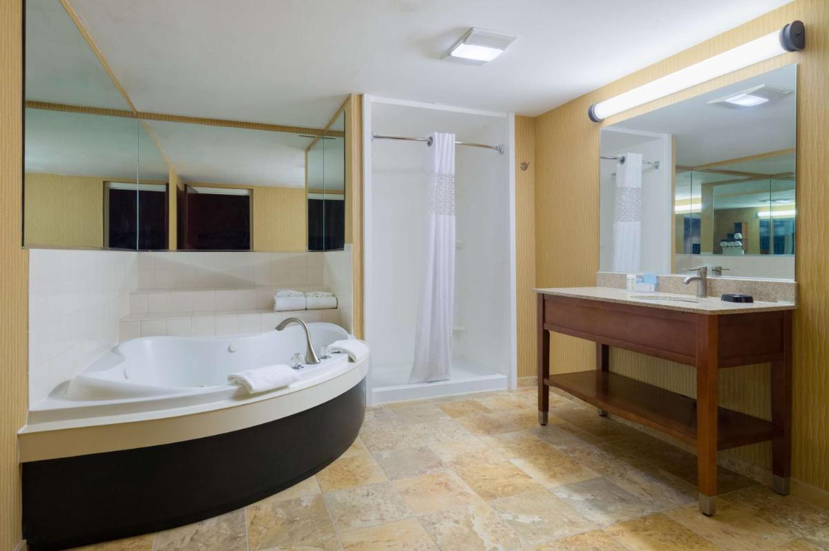 Hotel Carlisle - Housity