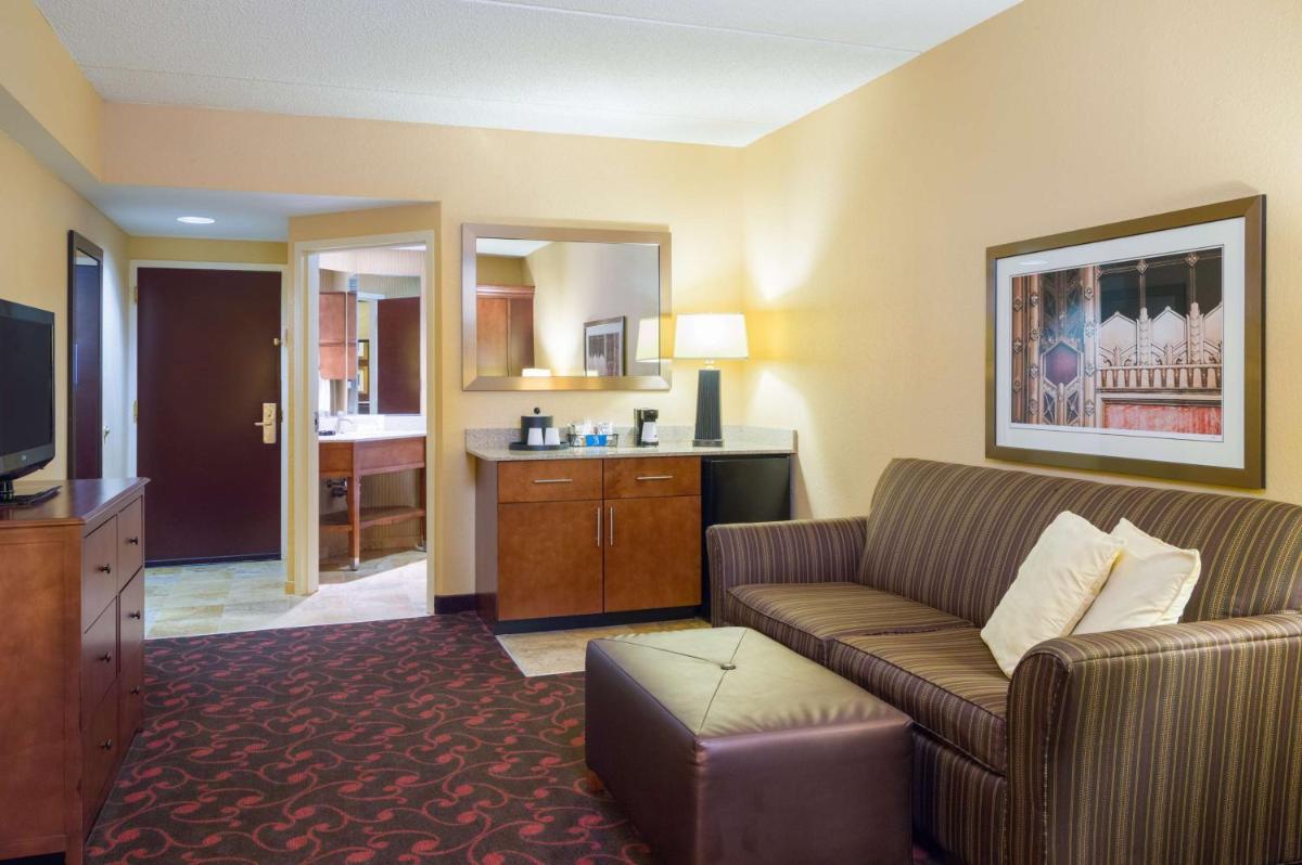 Hotel Carlisle - Housity