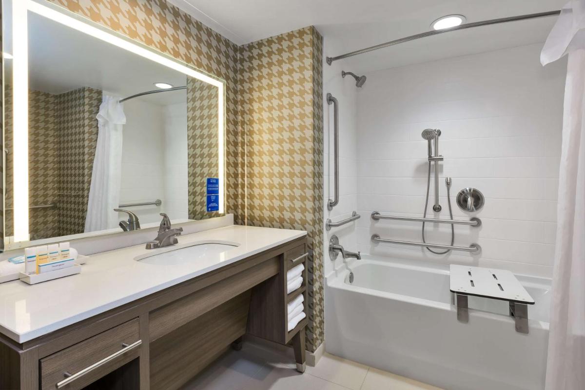 Home2 Suites Wilmington - Housity