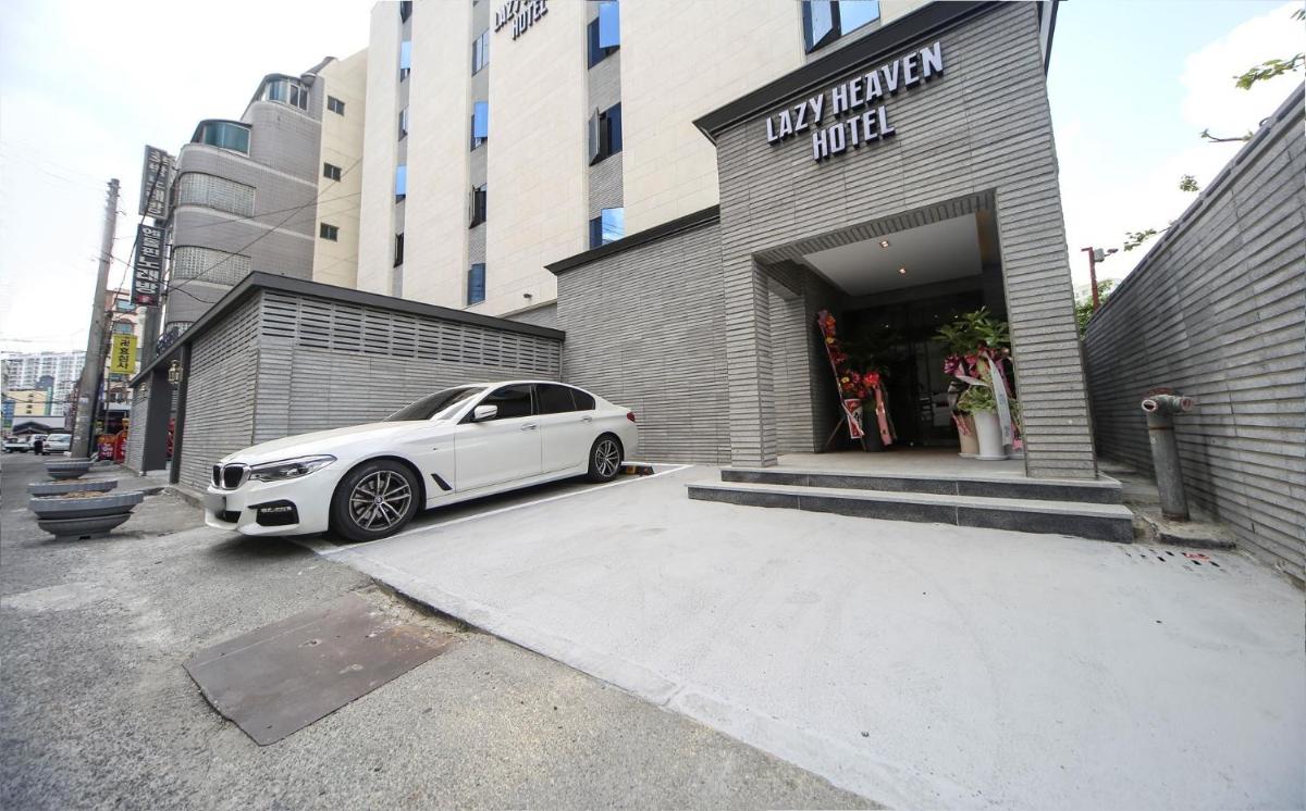 Hotel Lazy Heaven - Housity