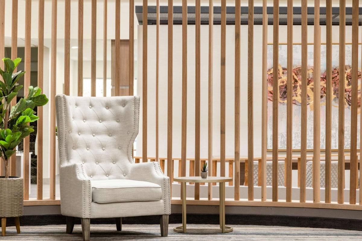 Doubletree By Hilton Fort Worth South - Housity