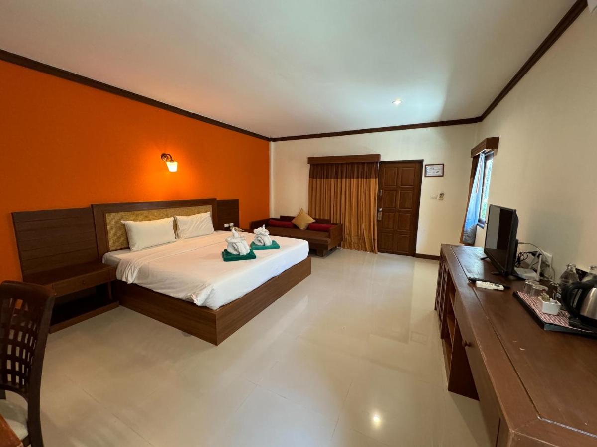 Suitetrails - Beach Bungalow at Lanta Resort