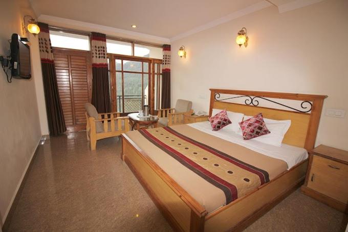 Hotel Mcleodganj Plaza - Housity