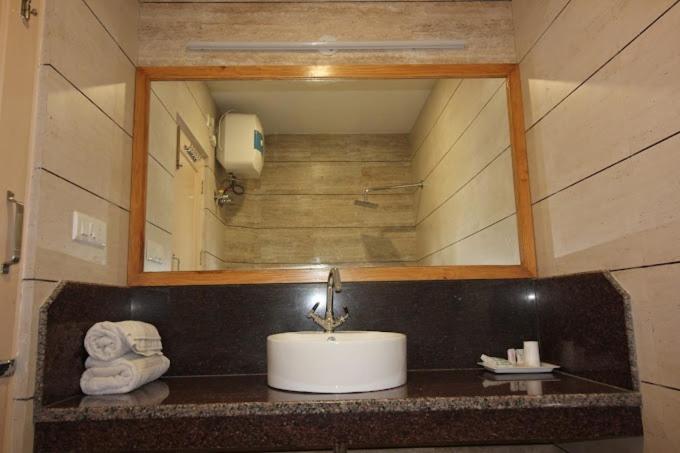 Hotel Mcleodganj Plaza - Housity
