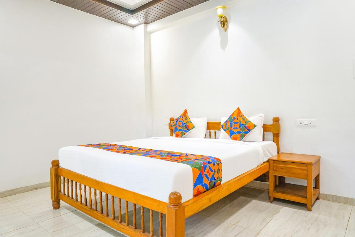 FabHotel Highland Park - Housity