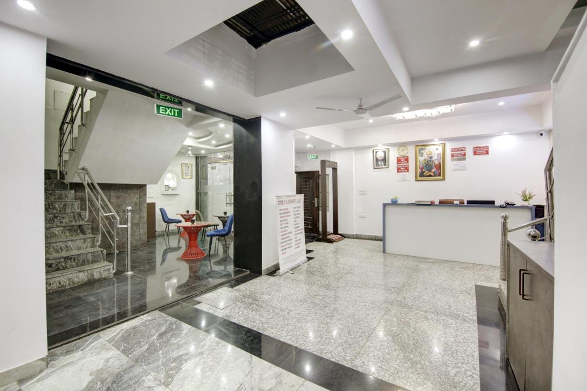 Hotel S b Inn - Near New Delhi Railway Station Paharganj - Hizvo