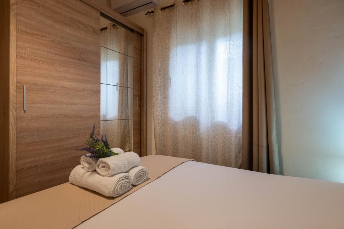 Olive Grove Getaway - Housity