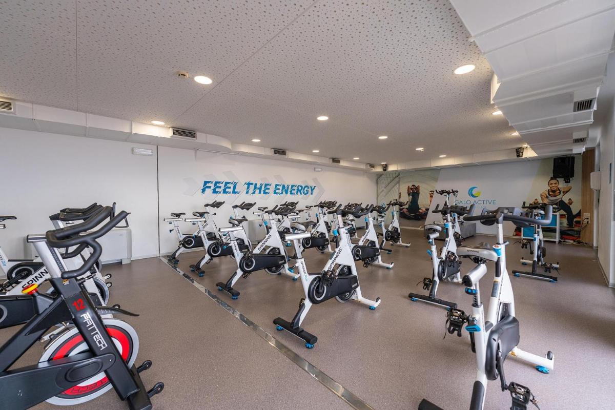 O centro de fitness e/ou as comodidades de fitness de Sentido Galosol