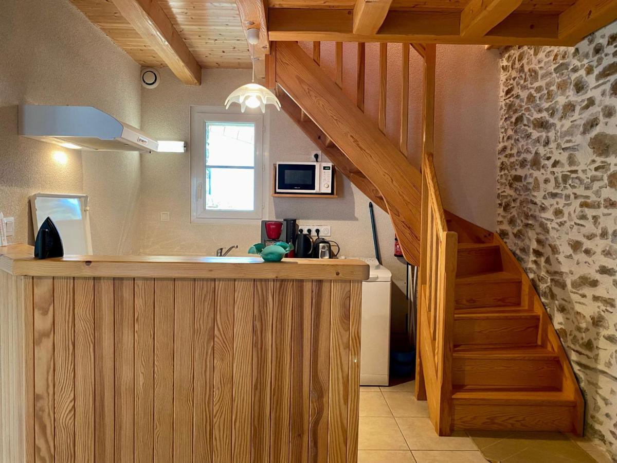 Gîte rénové au calme avec jardin, terrasse et accès à une plage aménagée - FR-1-306-1219 - Housity