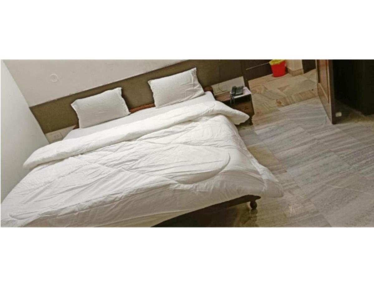 Hotel Ashoka Inn, Kanpur - Housity