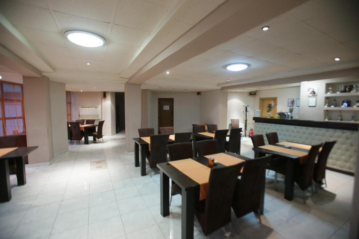 Hotel Herberth's - Housity