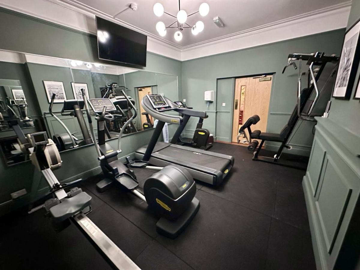 The Emsworth Hotel - Housity
