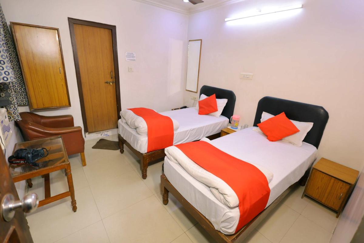 Hotel Ashoka International - Housity