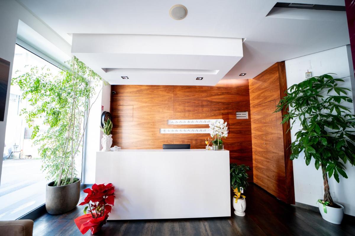 Hotel Parnaso - Housity