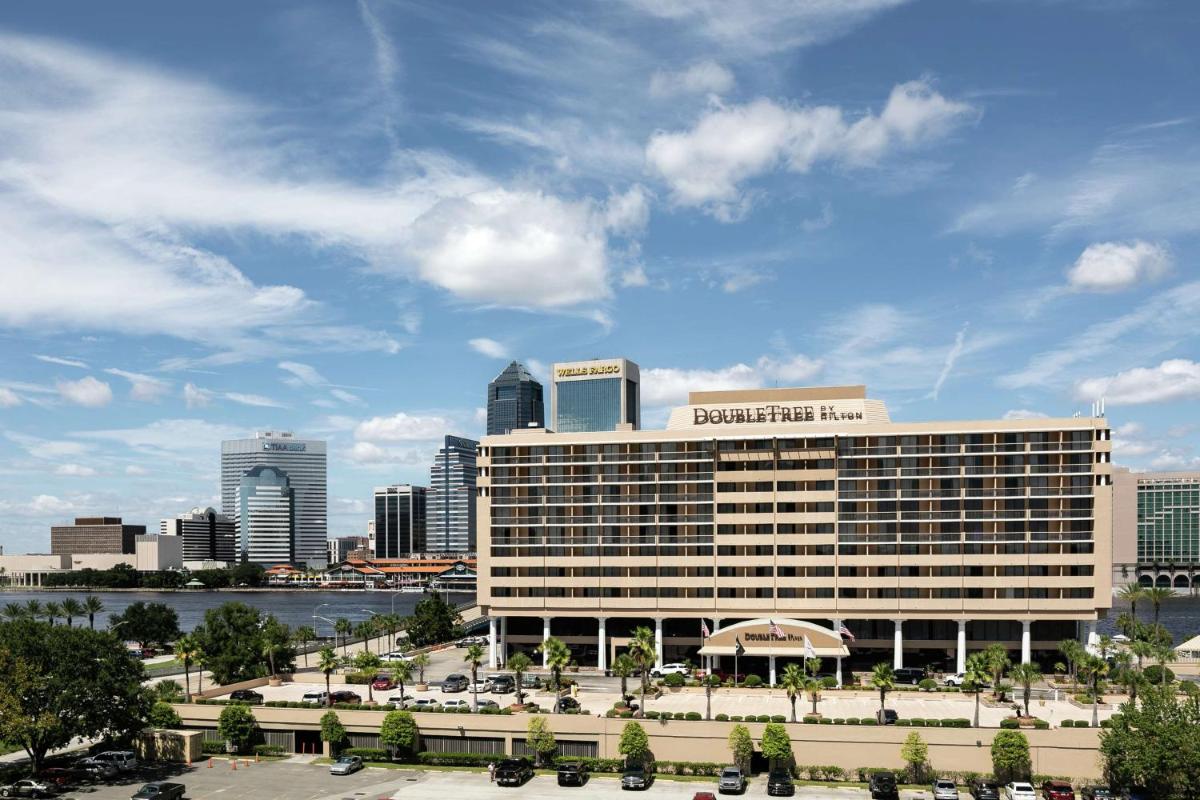 DoubleTree by Hilton Jacksonville Riverfront, FL - Hizvo