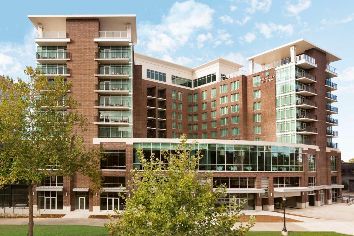 Embassy Suites by Hilton Greenville Downtown Riverplace - Housity