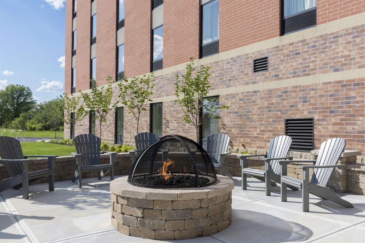 Hampton Inn Westfield Indianapolis - Housity